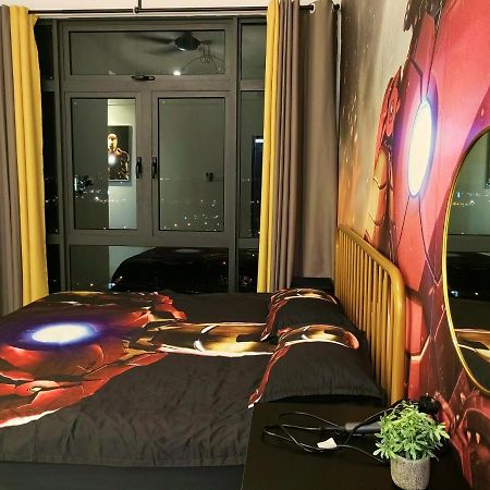 8Scape Residences Batman Vs Ironman@Lsy Home & Leisure ยะโฮร์บาห์รู ภายนอก รูปภาพ