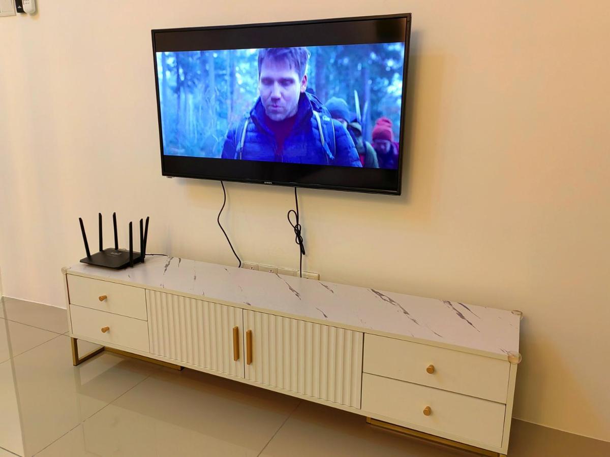 8Scape Residences Batman Vs Ironman@Lsy Home & Leisure ยะโฮร์บาห์รู ภายนอก รูปภาพ
